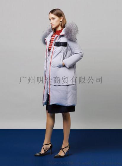 高端羽绒服品牌女装折扣店加盟就到广州明浩